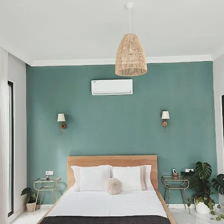 Solin House Вилла *